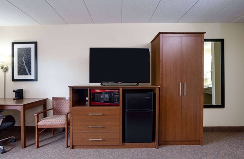 Tomah Hotel | AmericInn by Wyndham Tomah