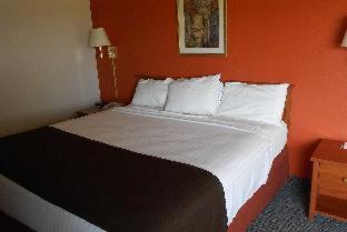 Weston Hotel | AmericInn by Wyndham Wausau