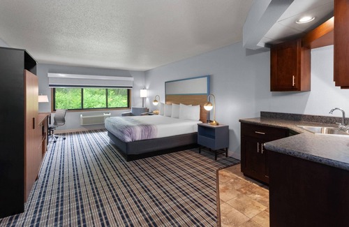 West Salem Hotel | AmericInn by Wyndham West Salem