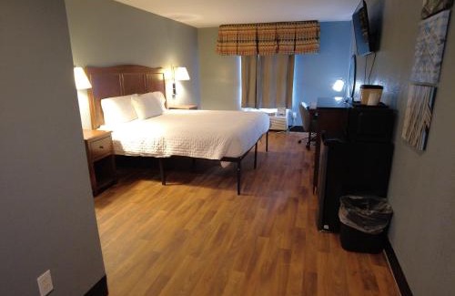 Elizabethton Hotel | Americourt Hotel and Suites - Elizabethton