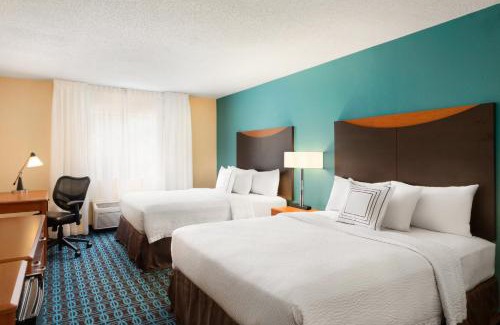 Grand Forks Hotel | Amerivu Inn and Suites