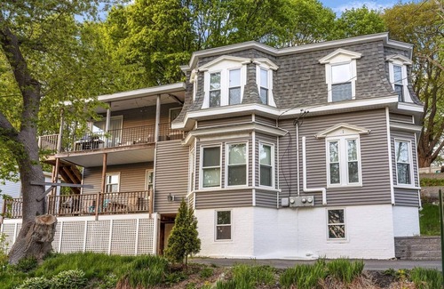 Amesbury Condo | Ames for Fun