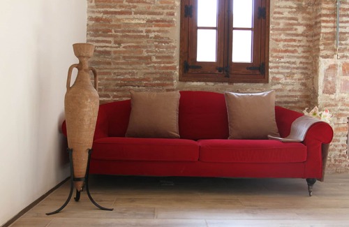 La Ribera House | Amfores Boutique Guest House