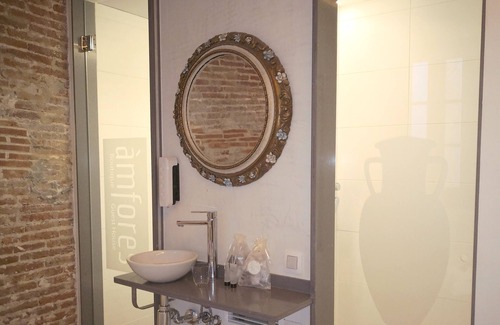 La Ribera House | Amfores Boutique Guest House