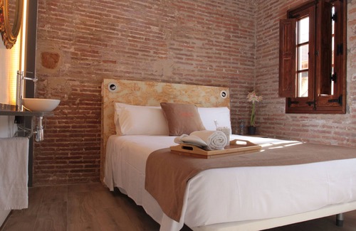 La Ribera House | Amfores Boutique Guest House