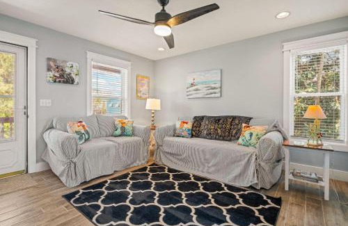 Colington Apartment | Aminas Cottage 3 Bedroom Home