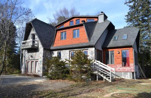 Saint-Sauveur Bed & Breakfast | Amis des Laurentides