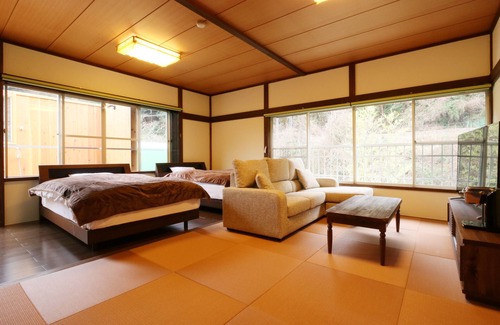Yatsu House | Amis Droles LIBERTY RESORT