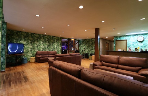 Yatsu House | Amis Droles LIBERTY RESORT