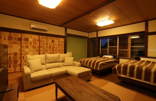 Yatsu House | Amis Droles LIBERTY RESORT