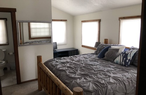 Killbuck Other | Amish country Farmhouse in quiet Holmes County with fishing
