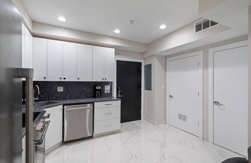Ventnor City Apartment | Ammos Luxury Living- Katerini Suite