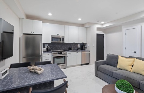 Ventnor City Apartment | Ammos Luxury Living- Corfu Suite