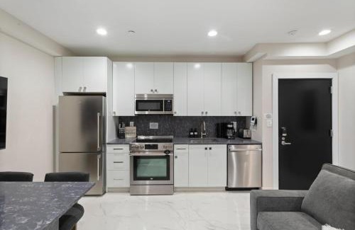Ventnor City Apartment | Ammos Luxury Living- Milos Suite