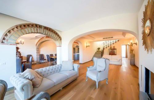 Panzano in Chianti Villa | AMORE RENTALS - Villa Mia