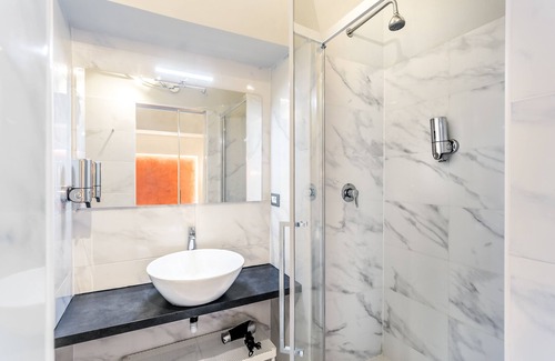 Rione XVIII Castro Pretorio House | AmoRoma Suite