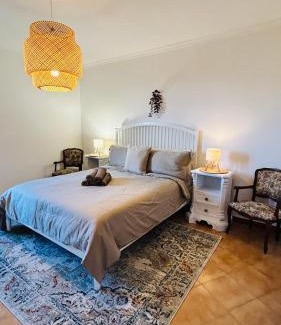 Fiuggi Apartment | Ampio Appartamento su 2 Livelli nel Centro Storico, Ideale per Coppie o Gruppi da 2 a 5 Persone