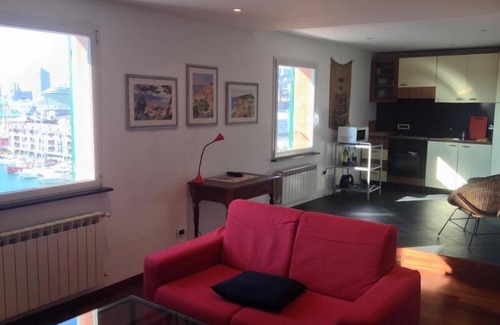 Genoa Historical Centre Apartment | Ample Historic Center Sea views Apt cozy panoramic terrace/lift/parking