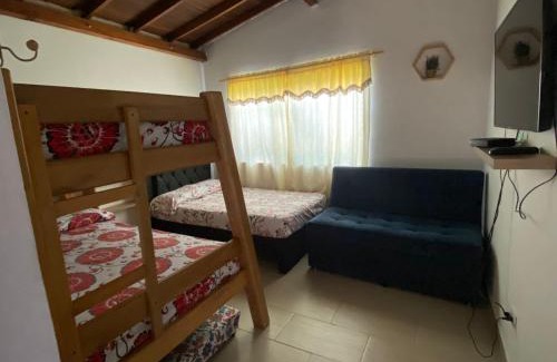 Suramericana Apartment | AMPLIO APARTAMENTO AMOBLADO SECTOR LAURELES-ESTADIO Paris