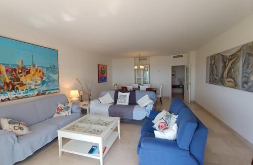 San Roque Apartment | Amplio apartamento en Portofino Alcaidesa