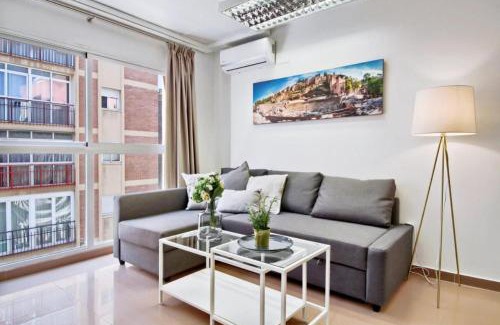 Perchel Sur Apartment | Amplio piso con terraza