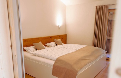 Kreuth Apartment | amrai Apartments, Point - Sparrow's Nest