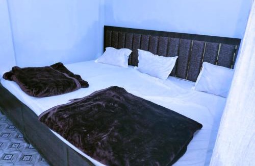 Ujjain Apartment | Amul home stay