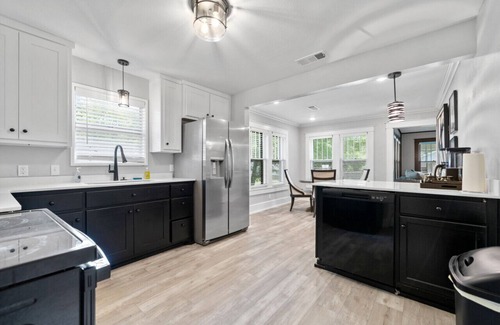 Russellville House | Amy's Place, Remolded 4 Bedroom near Arkansas Tech