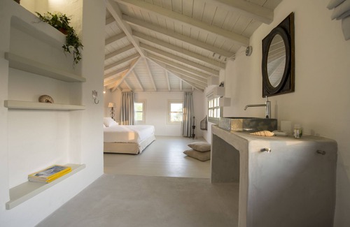 Votsi Villa | An Absolute Dream! Big villa with private pool, only 5 minutes from the beach!