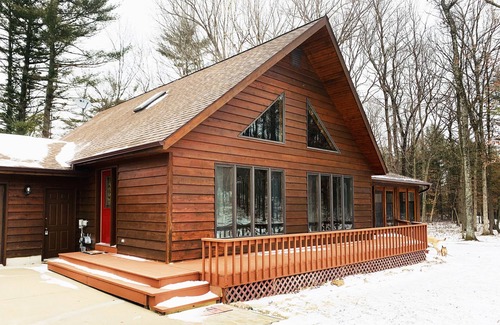 Black River Falls House | An adventure retreat minutes from trails and fun.