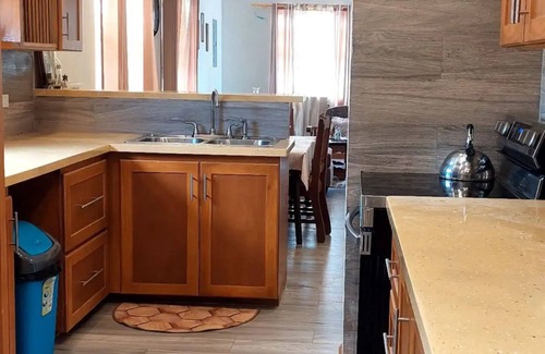 Bridgetown Apartment | An authentic Barbadian experience 4BD, 2 Bathroomsnn