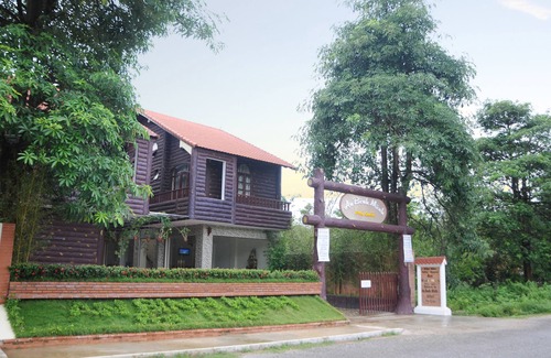 Ong Lang Villa | An Binh Minh Villa and Wooden Handcrafts