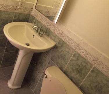 Bloomingdale Apartment | An English Gem near Union Station