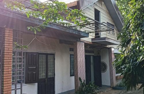 Di Linh House | An Imperial