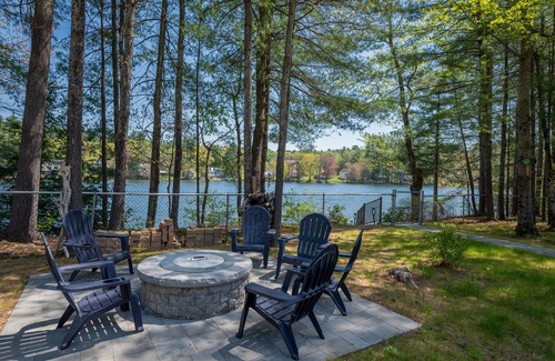 Lochmere House | An oasis sitting right on Silver Lake