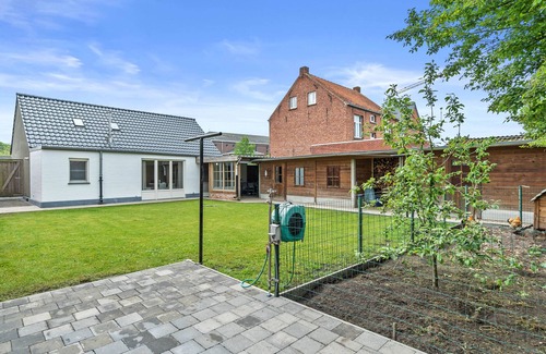 Dessel House | An's Vakantiehuisje een Smaakvolle Ingerichte Vakantiewoning in Dessel Witgoor