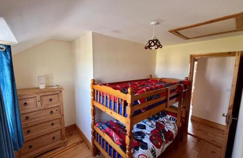 Knightstown House | An-Toilean - Valentia