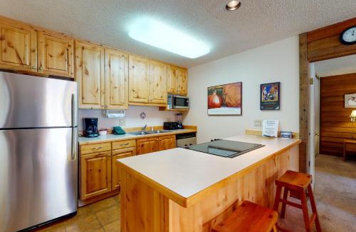 East Village at Copper Apartment | Anaconda 102