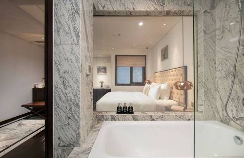 Hang Trong Hotel | Anatole Hotel Hanoi