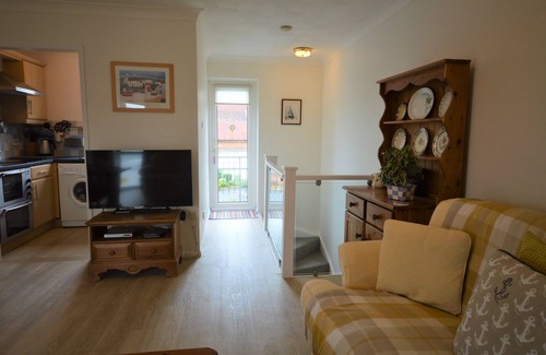 East Cowes House | Anchor Cottage