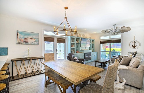 Crystal Shores House | Anchor Pointe - Main House + Guest House, Gulf Views, Game Room, Heated Pool!