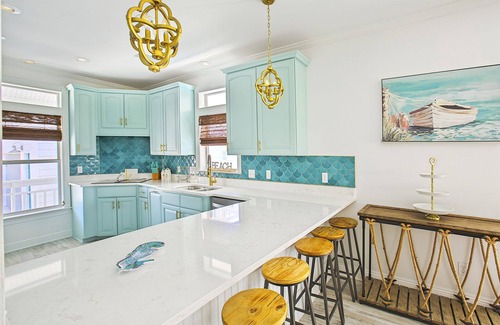 Crystal Shores House | Anchor Pointe - Main House + Guest House, Gulf Views, Game Room, Heated Pool!