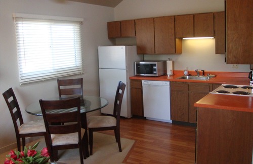 Downtown Anchorage Apartment | Anchorage Downtown Deluxe Furnished One Bedroom Apartment