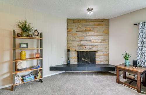 Rogers Park House | Anchorage Home about 7 Mi to Chugach State Park!