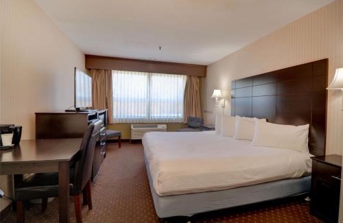 Portsmouth Hotel | Anchorage Inn and Suites