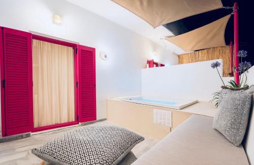 Piso Livadi Hotel | Anchorage Paros Private Beach Retreat