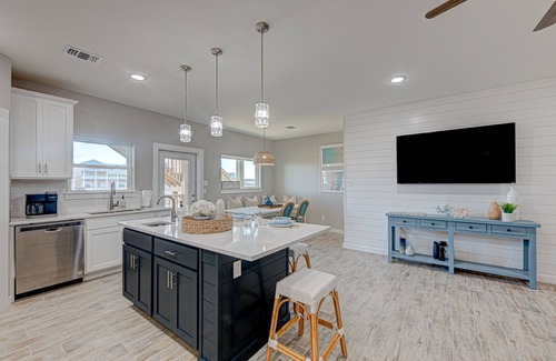 Sand Point House | Anchors Away