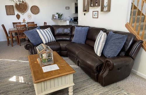New Buffalo House | Anchors Away with pool