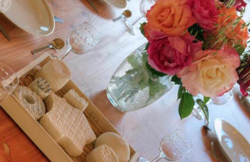 Sail-les-Bains House | Ancienne ferme rénovée avec piscine chauffée pour 14 personnes - FR-1-496-301