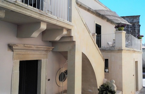 Lecce House | Ancient residence with terrace and all comfort just few minutes from the beaches